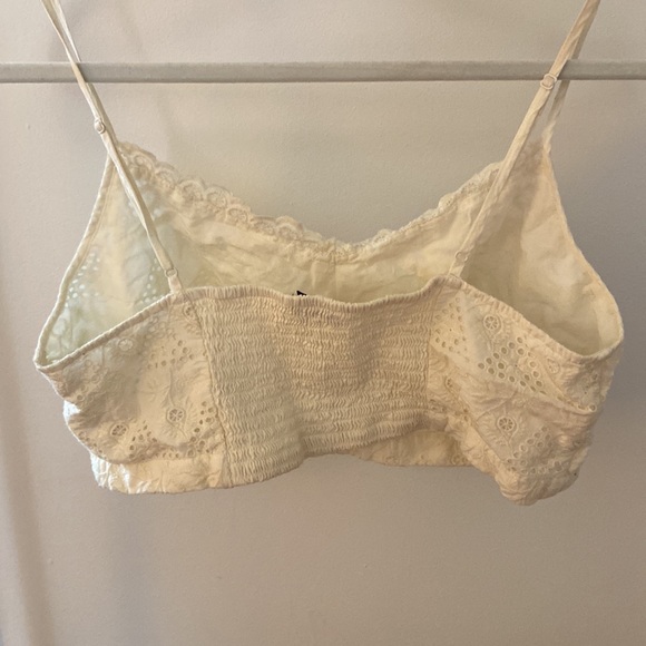 American Eagle crotchet crop top - Picture 3 of 3